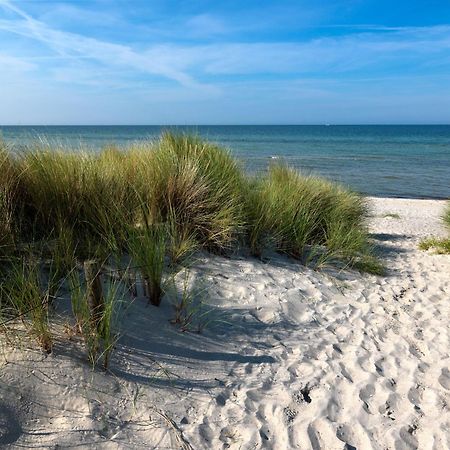 Ferienanlage Poschmann Strohboden Insel Poel Buitenkant foto